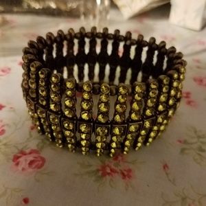 Yellow stretchy bracelet
